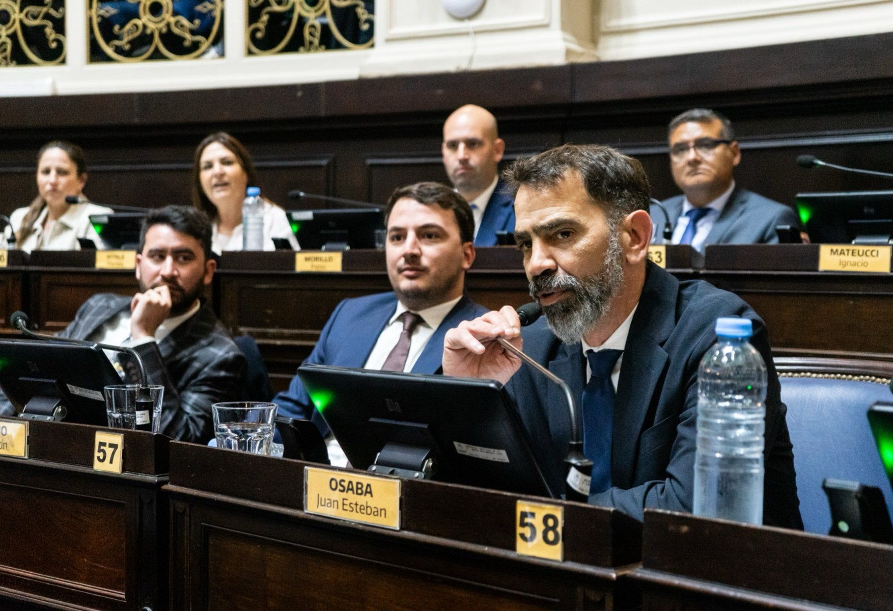 Karina Milei y Santiago Caputo reordenaron la Legislatura bonaerense