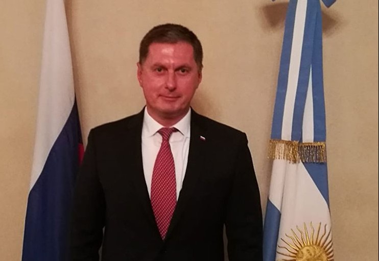 «El embargo económico, comercial y financiero estadounidense contra Cuba debe terminarse»