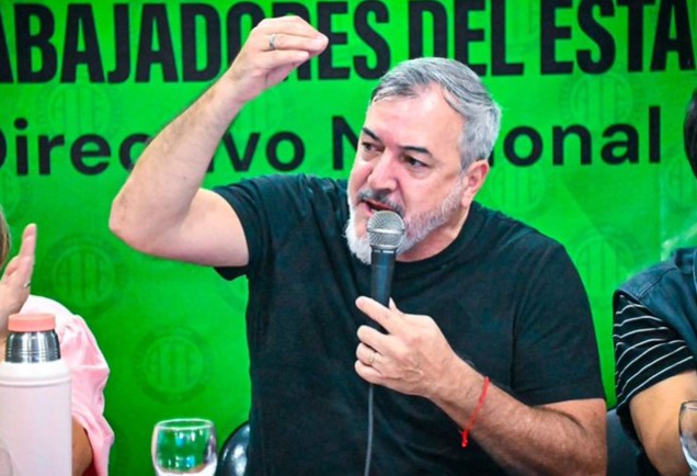 Aguiar apuntó contra los sindicalistas que "viven como empresarios"
