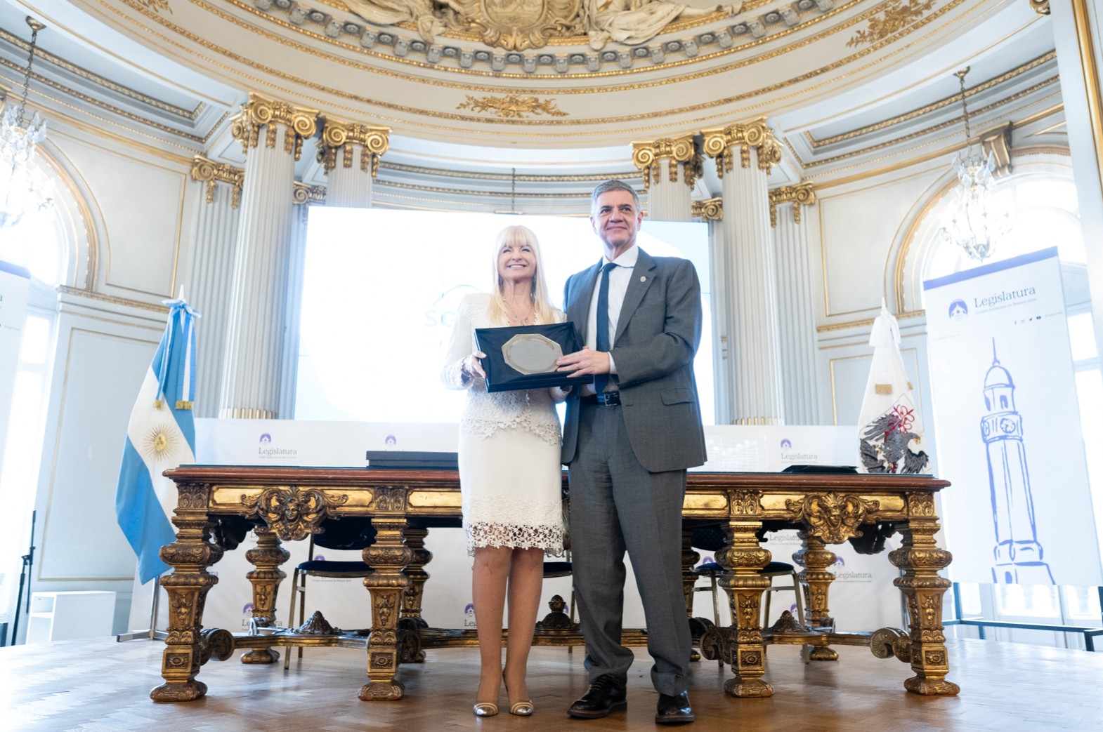 El Salón Dorado de la Legislatura fue sede de la celebración del 30 Aniversario de la Sindicatura General de la Ciudad