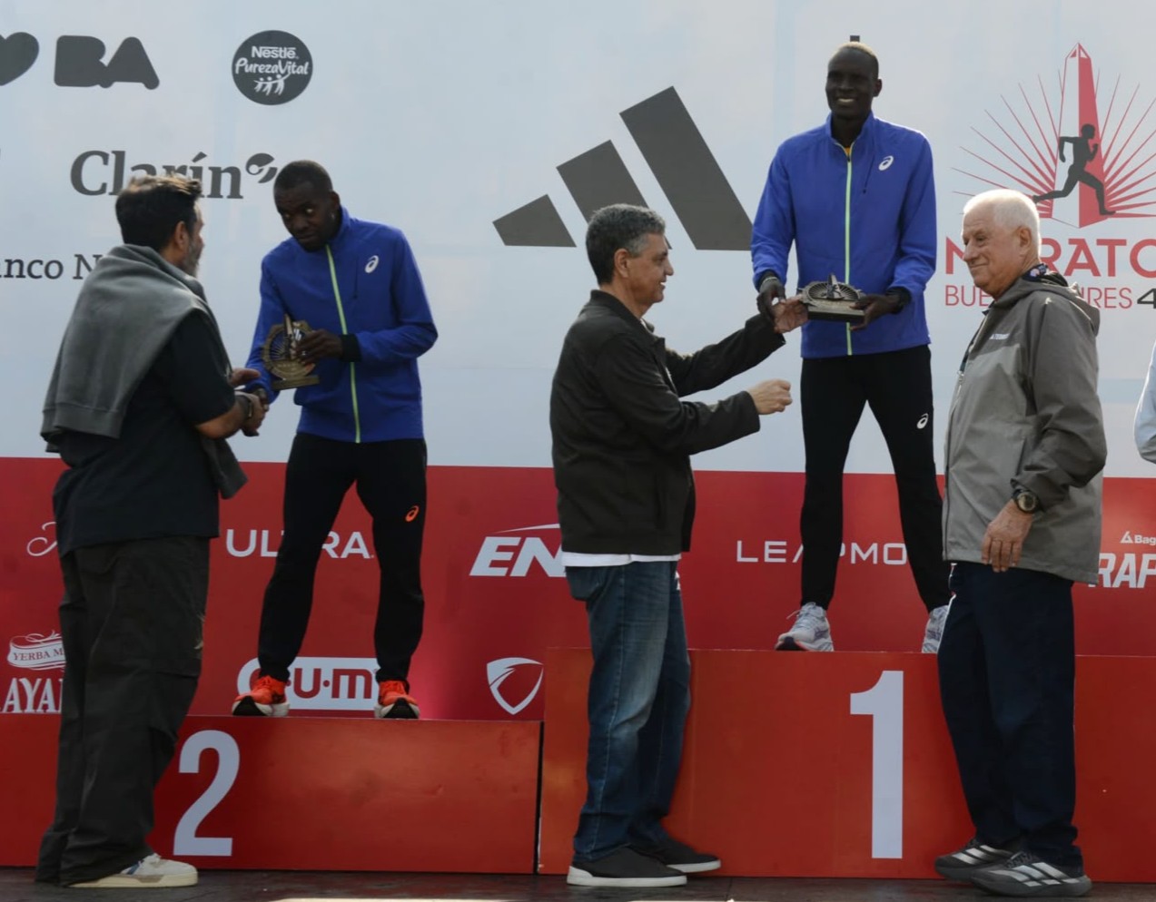  Una gran fiesta deportiva: más de 16 mil corredores 