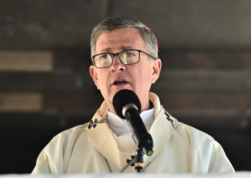 Visita papal: la Iglesia admite diferencias con el Gobierno