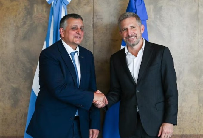 Entre Ríos se suma a Vaca Muerta con un acuerdo estratégico con YPF