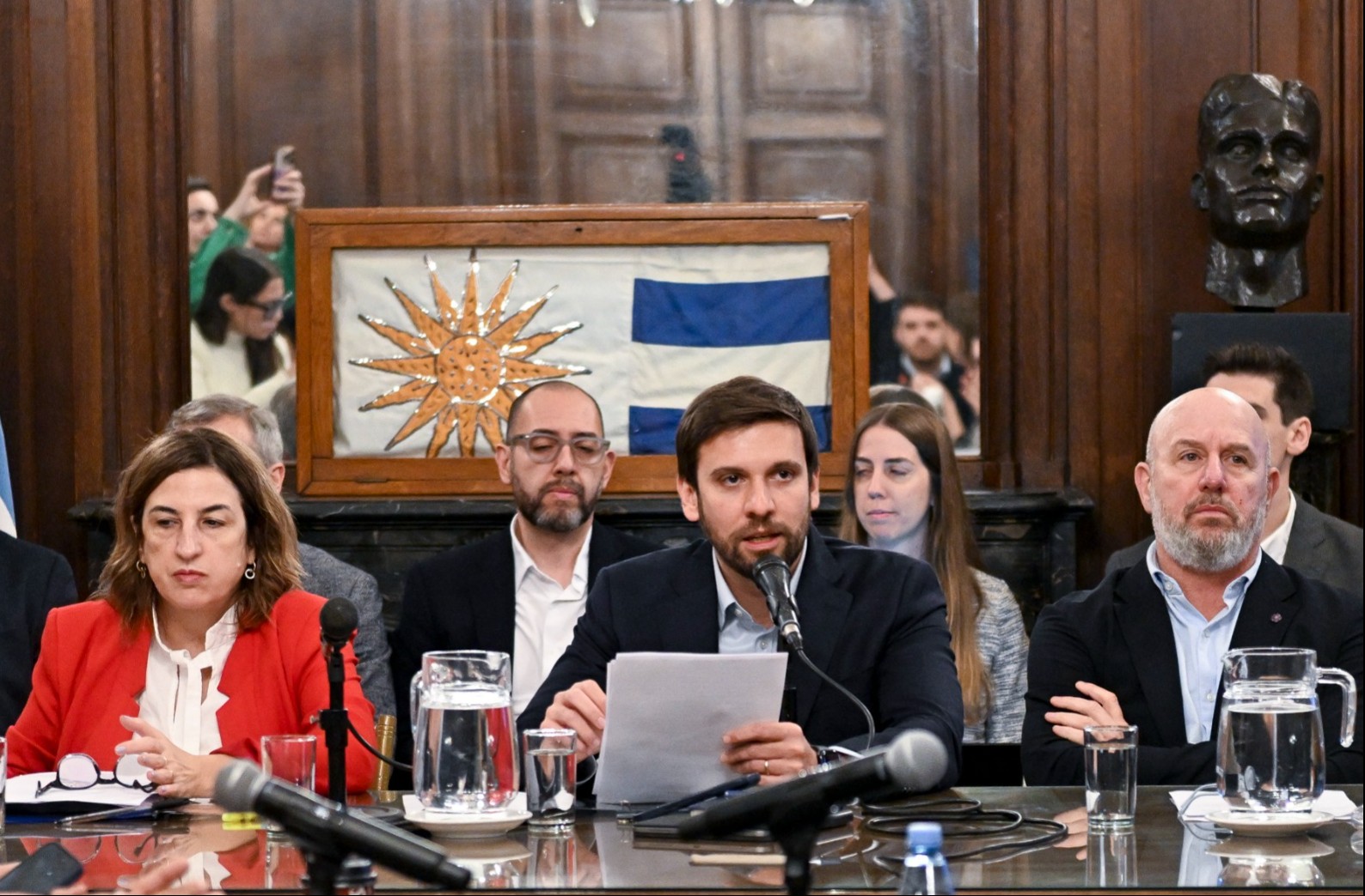 Arengo presentó el Presupuesto en la Legislatura porteña