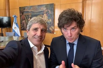 Milei salió a frenar los rumores sobre la salida de Caputo: "Una pelotudez"