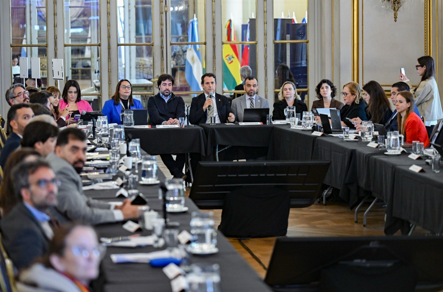 La voz de Iberoamérica tuvo sede en la Legislatura porteña